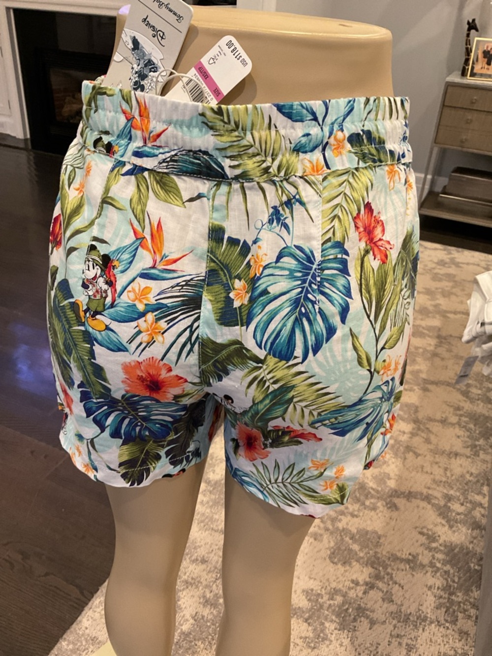 Tommy Bahama Disney White Tropical Floral Drawstring Women’s Shorts - Picture 3 of 4